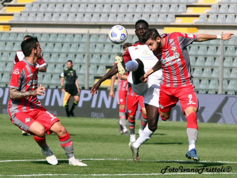 Cremonese Arezzo nelle immagini di Ivano Frittoli